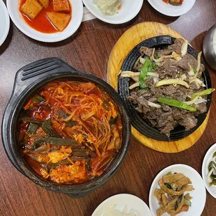 Yukgaejang (soup) &amp; Bulgolgi