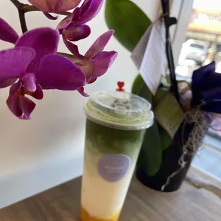 Mango Matcha Latte (22 oz)