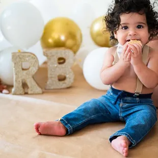 Cake smash photography