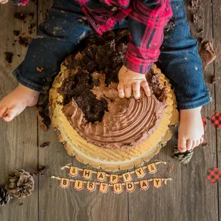 Cake Smash Session - Bakersfield - Alyssa Gil Photography