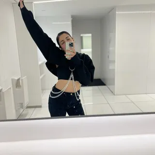 Sara T.