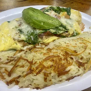 Avocado, Bacon, and Cheddar Omelet