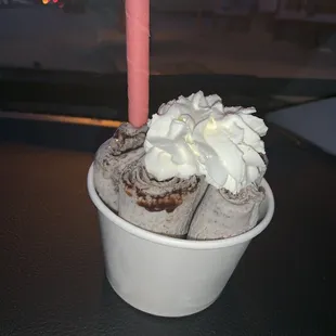 Rolled ice cream