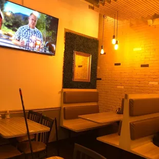 Such cute decor and ambient music