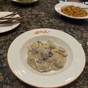 Pansotti Con Sugo Di Noci