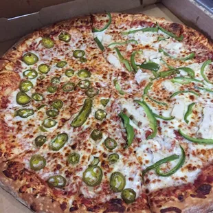 18" Half &amp; Half Jalapeno and cheese/Chicken and Green Peppers