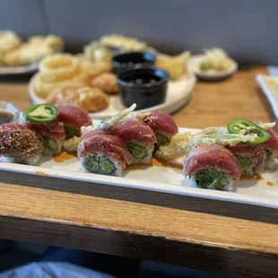 Spicy Sesame Seared Tuna Roll