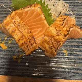 Spicy Salmon - Sashimi (5)