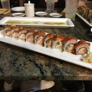 Hamachi Bite Roll