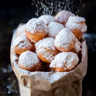 Zeppolle