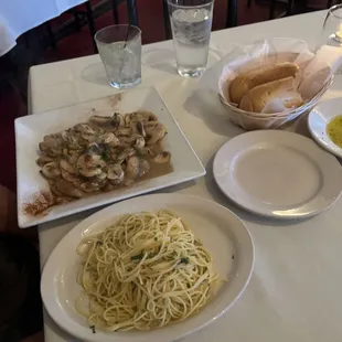 Veal Marsala w capellini