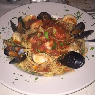 Linguine Alla Pescatora