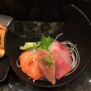 6 Piece Sashimi Combo