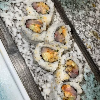 6 Piece Spicy Hamachi Roll
