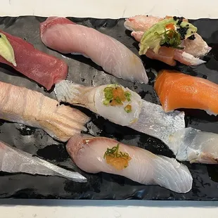 10 piece omakase. Fresh and delicious. Very generous slices and good ratio of rice. $42. Yummy.