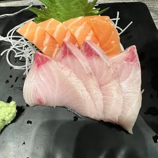 Hamachi Sashimi