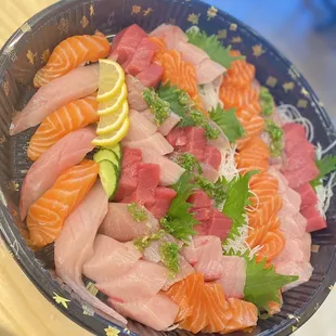 sushi, food, sashimi, sushi and sashimi