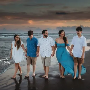 Beach Family Photographer - Galveston, Surfside, Jamaica Beach.
