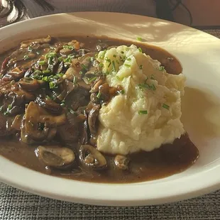 Veal scallopini in marsala sauce