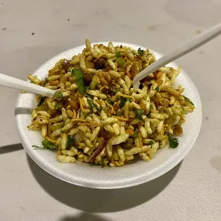 JHAL MURI (Puffed Rice w/ chickpea noodles, chilies &amp; mustard oil) DELICIOUS