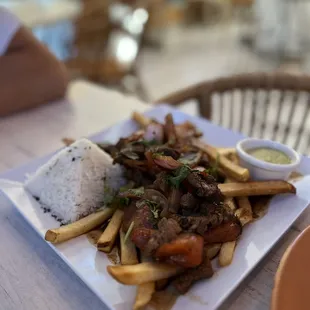 Lomo Saltado
