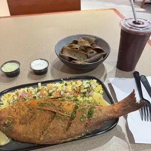 Smaller, side of lamb(gyro), chop chop and rice with a mango/blueberry smoothie