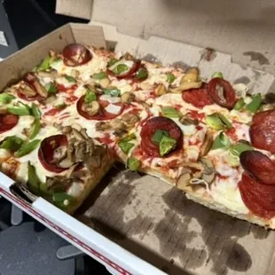 Large Deluxe Square Pizza