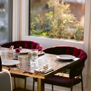 ramen and noodles, interior