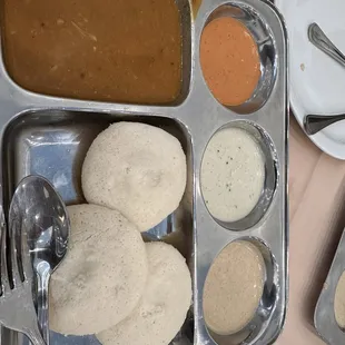 Idly Sambar (3pcs)