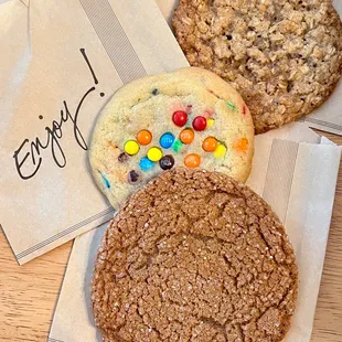 Oatmeal, M&amp;M, Ginger Molasses DELICIOUS - May 15, 2022