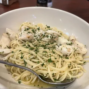 Special: Full of hand peeled lump Flower crab in a delicate sauce