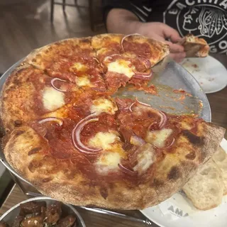Spicy Calabrese Pizza
