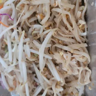 Missing the chicken,in the "chicken pad thai".