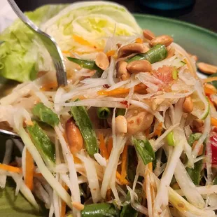 Papaya salad meh