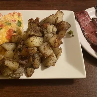 Veggie Omelet with home fries and turkey bacon