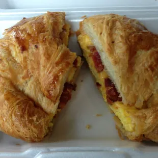 Bacon & Egg Croissant