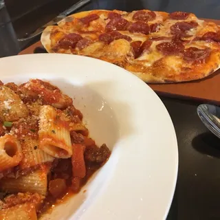 Rigatoni Bolognese