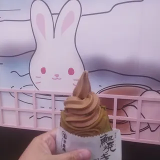 T1. Matcha Soft Serve Taiyaki