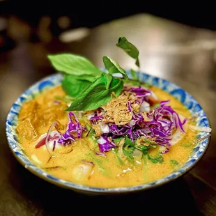 N8. Seafood Laksa Noodle N8.