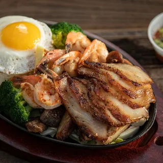 B10. Premium BBQ Combo B10.