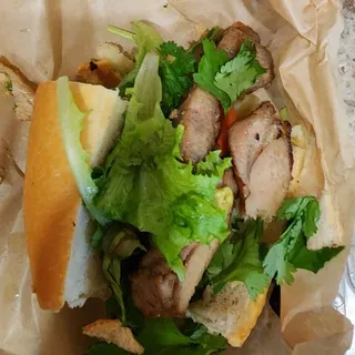 Crispy Chicken Banh Mi Drink