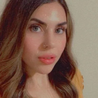 Mariella E.