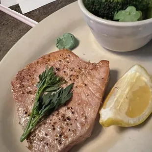 Seared Tuna Steak