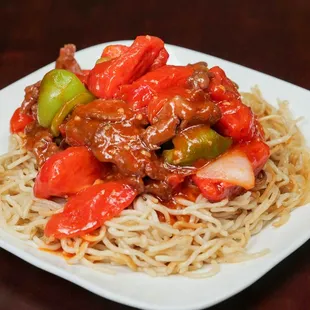 Tomato Beef Chow Mein