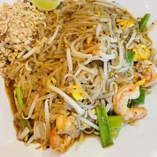 Pad Thai with shrimp
