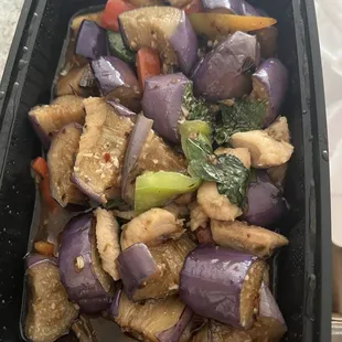 Bland. Non spicy spicy eggplant. Missing rice.