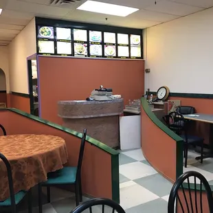 Amazing wok 新老板， 新装修，新餐牌