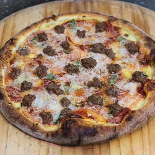 Beef less beef
Vegan Pizza .                                                           Zero Cruelty Pizza