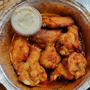 6-pc bbq wings....actually 7 pcs