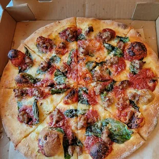 &quot;BORN TO BE WILD&quot; Pizza, small, 8 slices